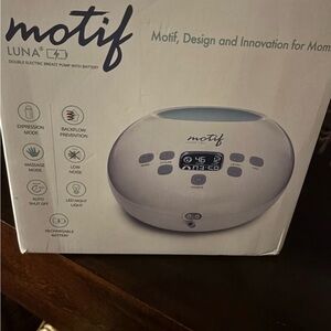 Motif Luna breast pump